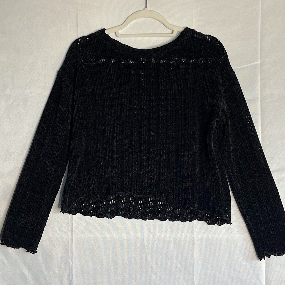 URBAN OUTFITTERS Sweater